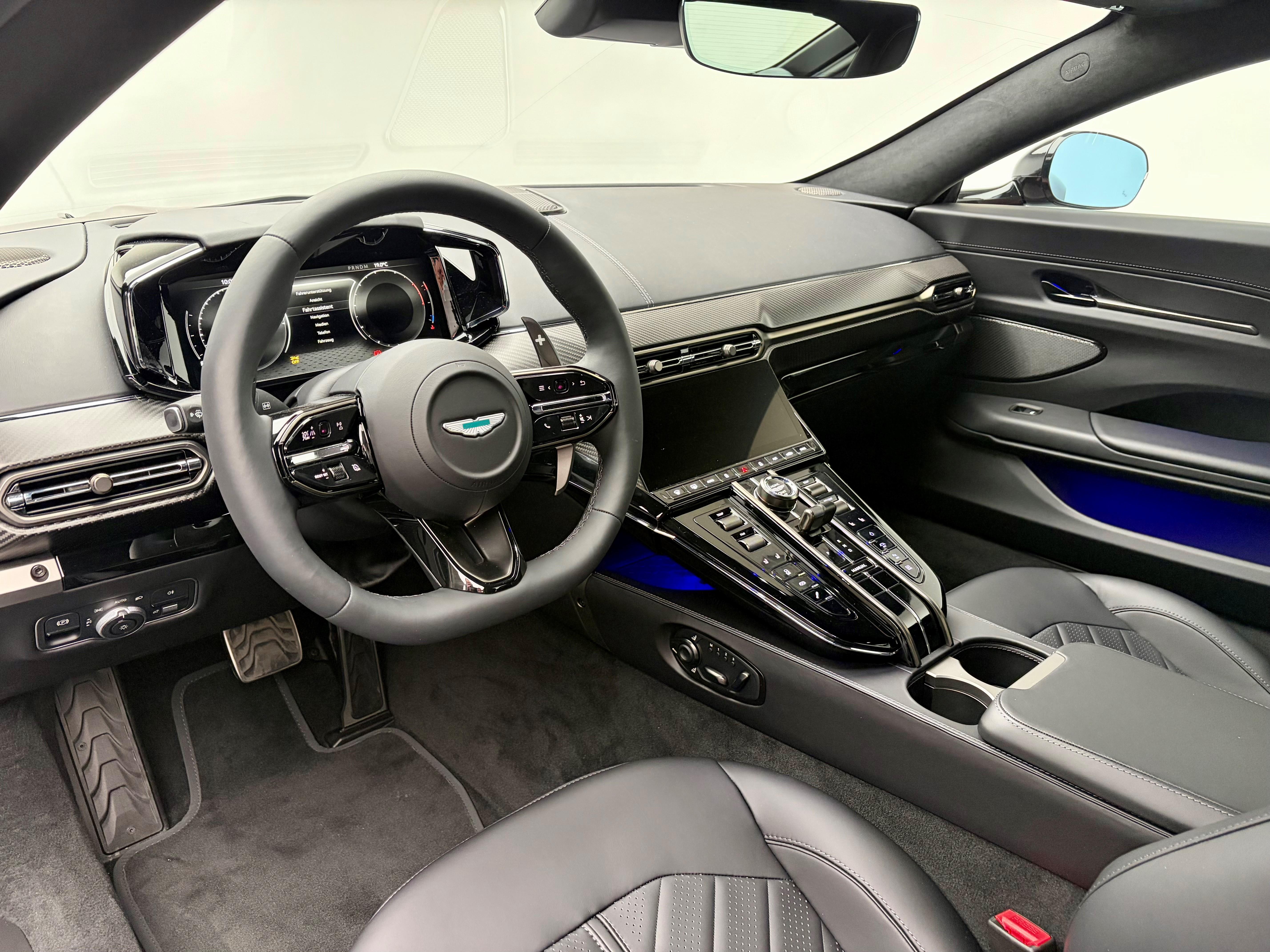 Aston Martin V8 Vantage Coupé 4.0 S V8 Bi-Turbo_5
