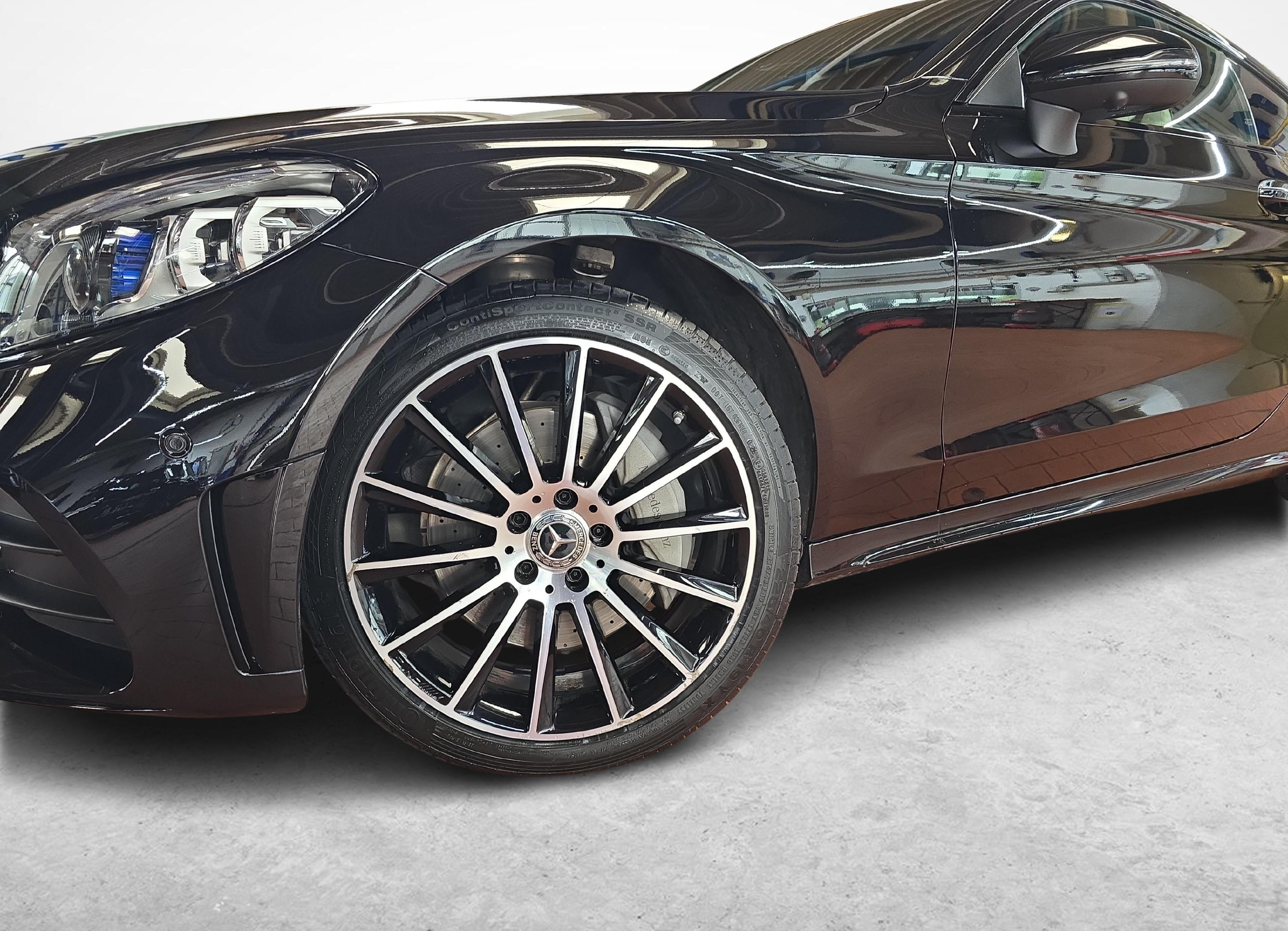 MERCEDES-BENZ C 400 4MATIC Coupé AMG Line_11